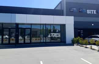 Modern Showroom and Warehouse Leasing Opportunity