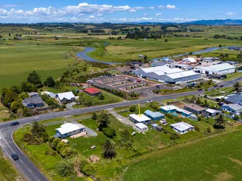 222 State Highway 1, Awanui