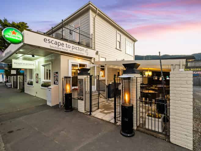33 Wellington Street, Picton