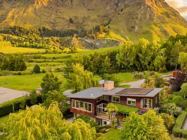 17 Littles Road, Dalefield/Wakatipu Basin