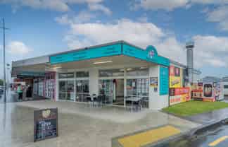 Iconic Kiwi Corner Takeaway