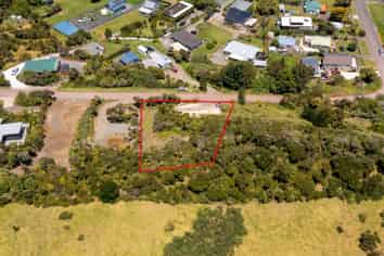 15 Kokohuia Road, OMAPERE