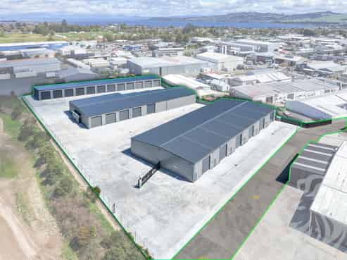 Premium Storage & Workshop Facility