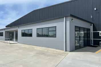 Small Modern Offices with Heaps of Parking