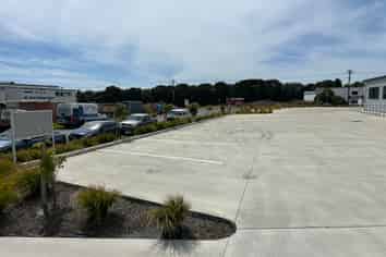 Small Modern Offices with Heaps of Parking