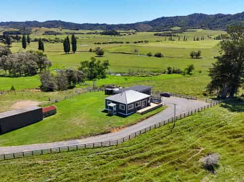 994 Kaiaua Road, Mangatangi
