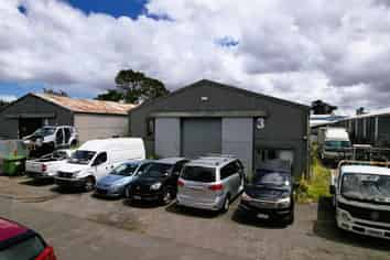 Functional 300m2 Heavy Industrial Warehouse 