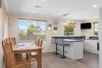 16 Forbes Street, WESTPORT