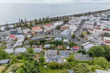 12 Brewster Street, Bluff Hill