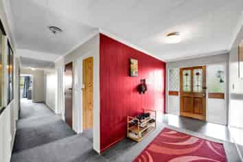 3872 Mountain Road, Stratford