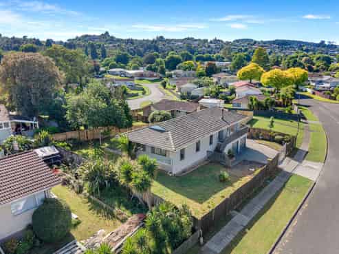 6 Fairdale Avenue, Red Hill