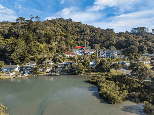 1/2G Weranui Road, Waiwera