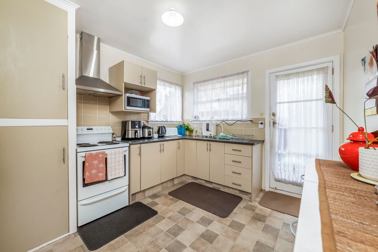 The Quiet Achiever Near Westfield Riccarton - Więcej