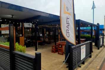 Cafe & Bar Business For Sale 