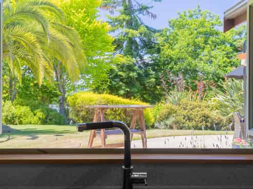 101 Clearwater Lane, Rangatira Park