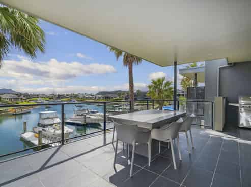 12/73 South Highway - Sovereign Pier, Whitianga