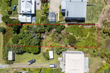 128 Ocean Beach Road, Tairua