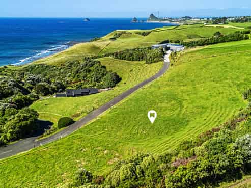19 Washer Road, Omata