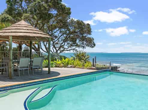 14 The Esplanade, Campbells Bay