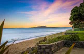 14 The Esplanade, Campbells Bay