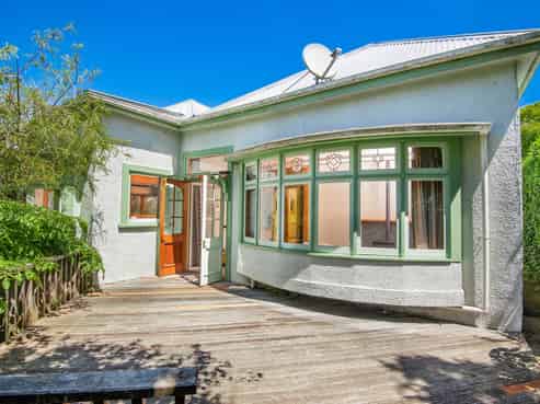 37 Melrose Street, Roslyn