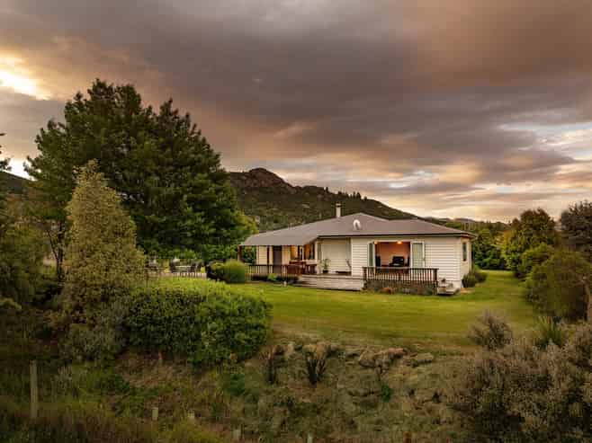 31 Monteith Road, Albert Town