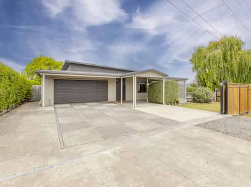 15 Lake View Road, Waipukurau