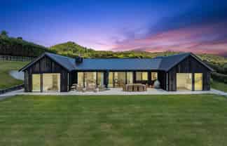 115 Millennium Way, Waipu