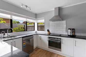 1/14 Prince Regent Drive, Half Moon Bay