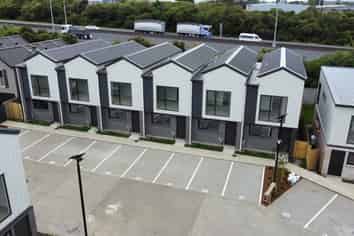 21 (*) Whai Hua Lane, Mangere Bridge