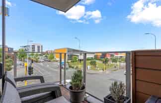102a/160 Hobsonville Point Road, Hobsonville
