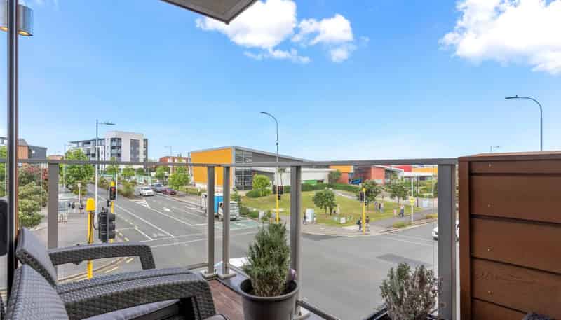 102a/160 Hobsonville Point Road, Hobsonville
