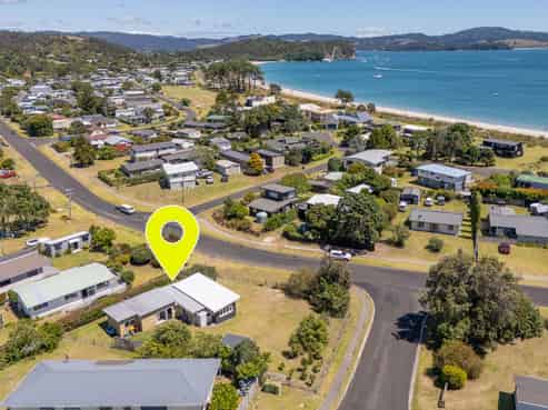 90 Captain Cook Road, Cooks Beach