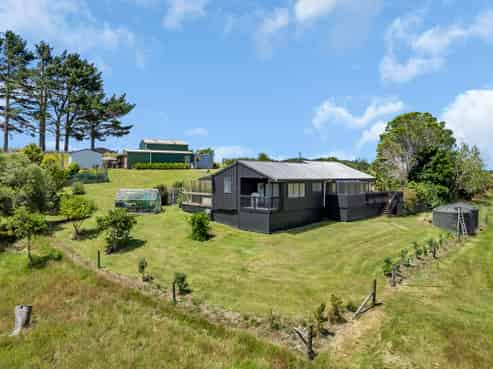 141 Adams Road, Glenbervie
