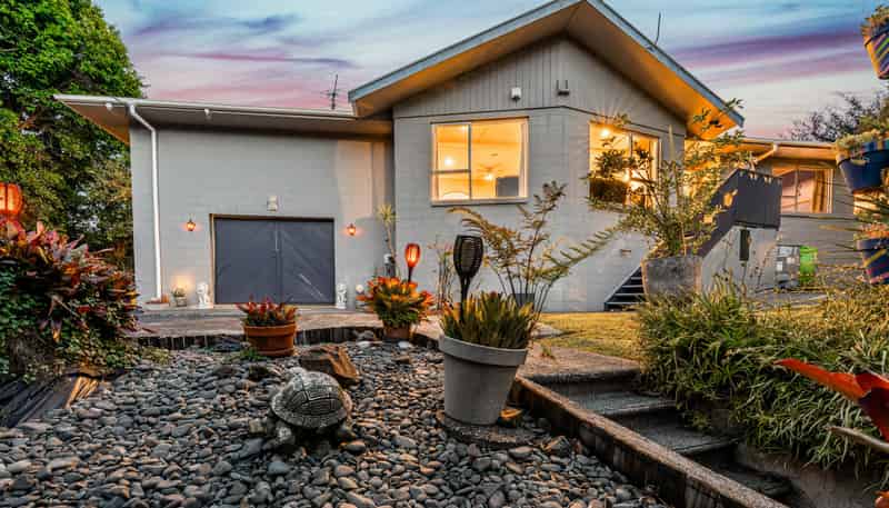 16 Ribblesdale Road, Henderson