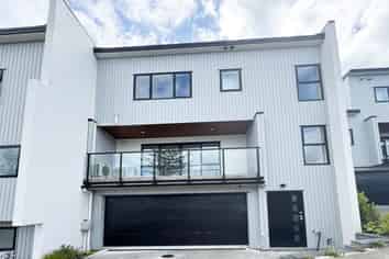 19D Hastings Road, Mairangi Bay