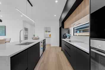 27 Korowhiti Road, Clarks Beach