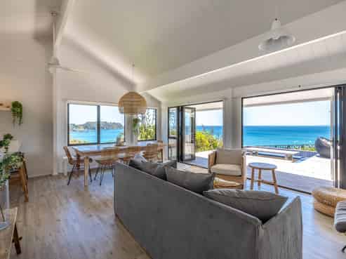 394 Sea View Road, Onetangi