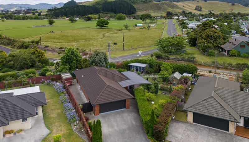 12 Magnolia Lane, Waihi