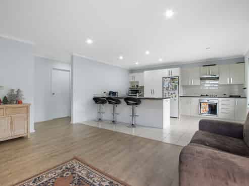 12 Magnolia Lane, Waihi