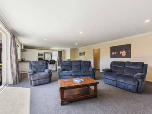 23 Admiralty Place, Waikawa