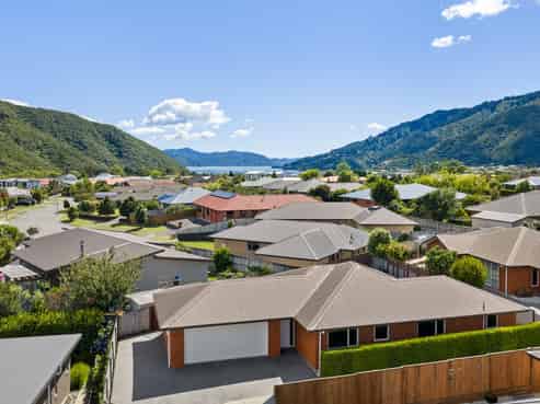 23 Admiralty Place, Waikawa