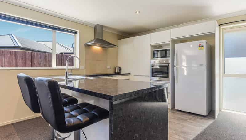 23 Admiralty Place, Waikawa