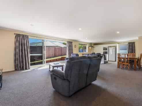 23 Admiralty Place, Waikawa