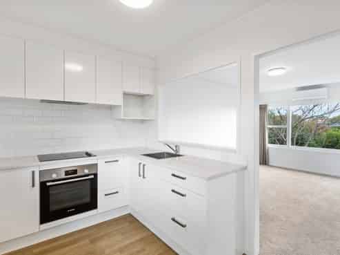 6/7 Western Springs Road, Morningside