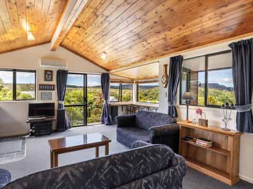 492 Whareroa Road, Whareroa