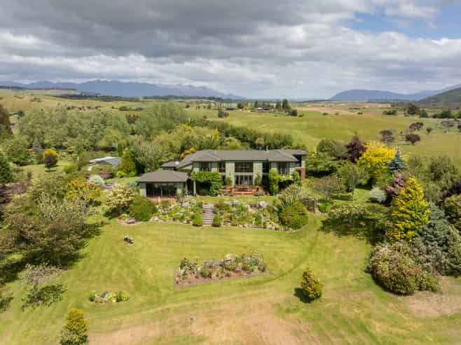 152 William Stephen Road, Te Anau