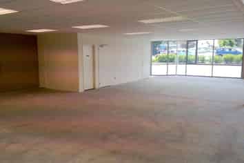 Premium Office-Warehouse Combo