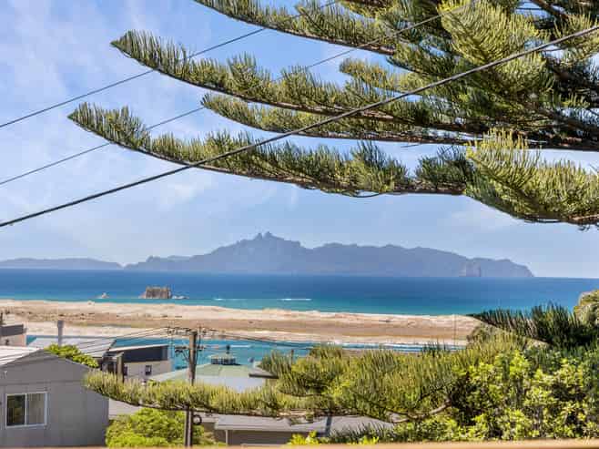 2 Heather Street, Mangawhai Heads