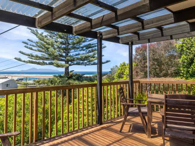 2 Heather Street, Mangawhai Heads